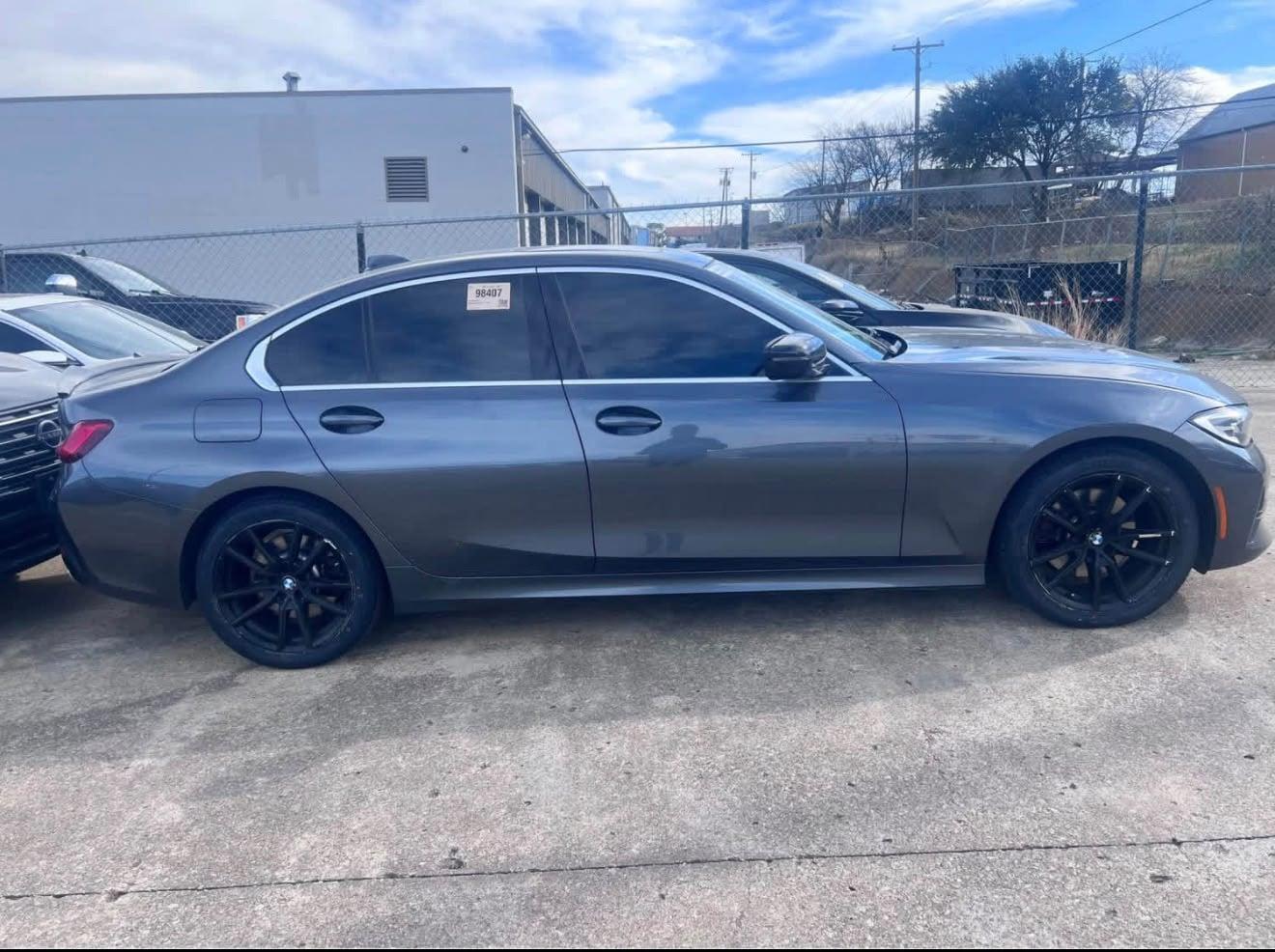 2019 BMW 3 Series — photo 2